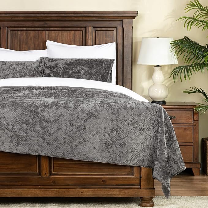 ELEGANT LIFE HOME Luxury Washed Crushed Velvet Diamond Stitching Bedding Quilt Set with Matching Sham, Full/Queen (90 in x 92 in /1+20 in x 26 in /2), 3 Piece, Charcoal Gray