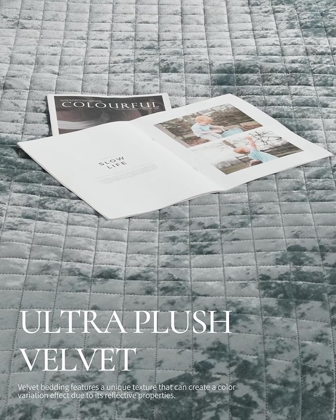 Luxury Velvet King Quilt Set, Ultra Soft Lightweight Velvet Comforter Set, Oversized Bedspread Coverlet with 2 Shams Diamond Pattern, for All Season (Deep Blue)