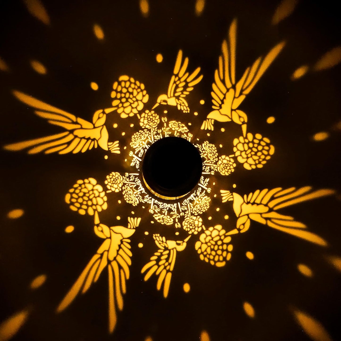 Brizled Hummingbird Solar Lantern Lights, 2 Pack LED Hollow Out Hanging Lantern Lights Outdoor, Warm White Solar Garden Light Decorative Retro Metal Outdoor Lighting for Garden Patio Courtyard Path