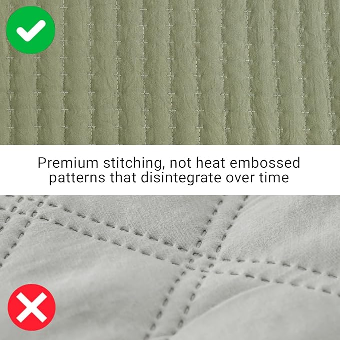WRENSONGE Oversize Queen Quilt-3 Pieces Lightweight Bedspreads Olive Green Oversize Queen Size Quilt Bedding Set for All Seasons, Soft Summer Coverlet with 2 Pillow Shams Suitable for Bed & Couch