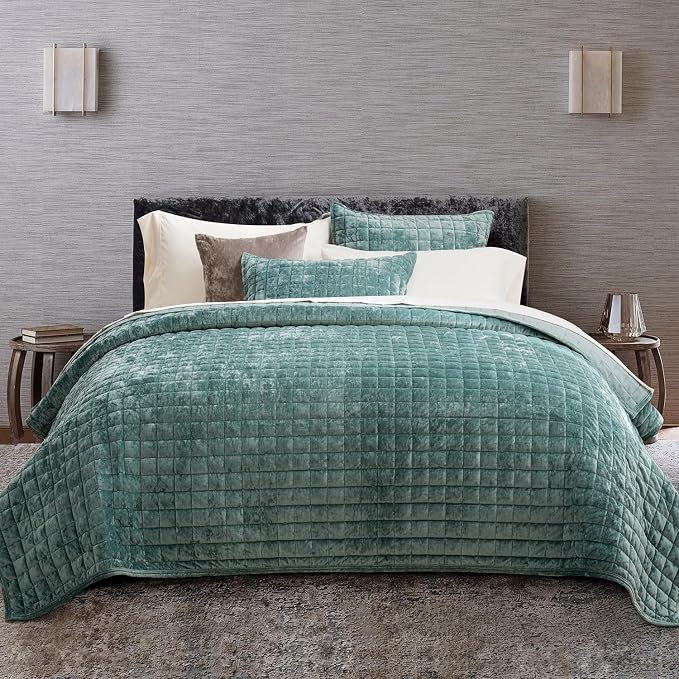 RECYCO Luxury Velvet Quilt Set Twin/Twin XL Size, Lightweight Velvet Comforter Set, Oversized Bedspread Coverlet Quilted Bedding Set, with 1 Matching Pillow Sham, for All Season, Aqua Green