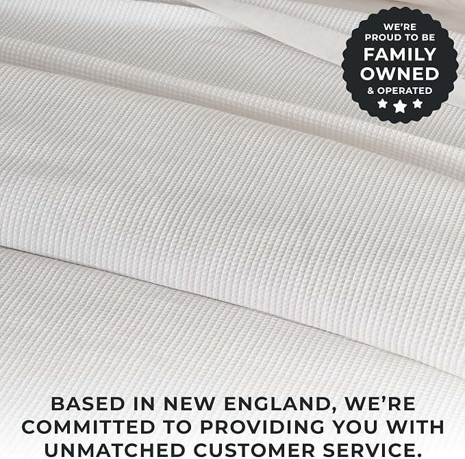 Great Bay Home 100% Cotton Blanket for Twin Size Bed | Lightweight and Breathable Waffle Weave Blankets for Summer & Spring | Versatile, Layering White Bed Blanket, White, 90x66 inches