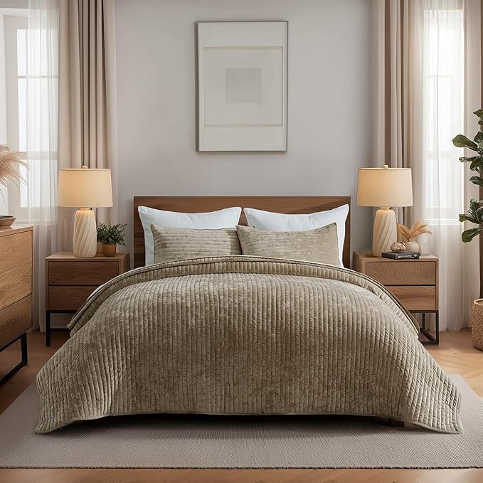 EverGrace Velvet Quilt Set Queen Size, Luxurious Soft Striped Channel Bedding Set, Lightweight Velvet Comforter for All Season, Oversized Bedspread Coverlet with 2 Matching Shams, Sand Dune