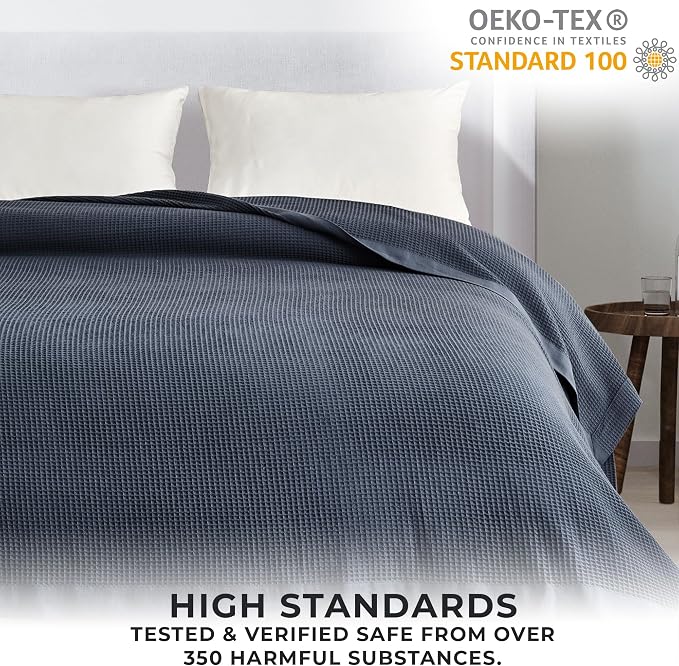 Great Bay Home 100% Cotton Blanket for King Size Bed | Lightweight and Breathable Waffle Weave Blankets for Summer & Spring | Versatile, Layering Navy Bed Blanket, Ocean Blue, 102x90 inches