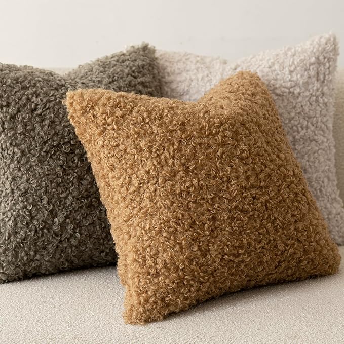Foindtower 2 Pieces 24x24 Inch Bronze, Faux Fur Throw Pillow Cover Accent Sherpa Pillow Fuzzy Soft Pillowcases Sheepskin Decorative Fleece Cushion Case for Bed Couch Living Room