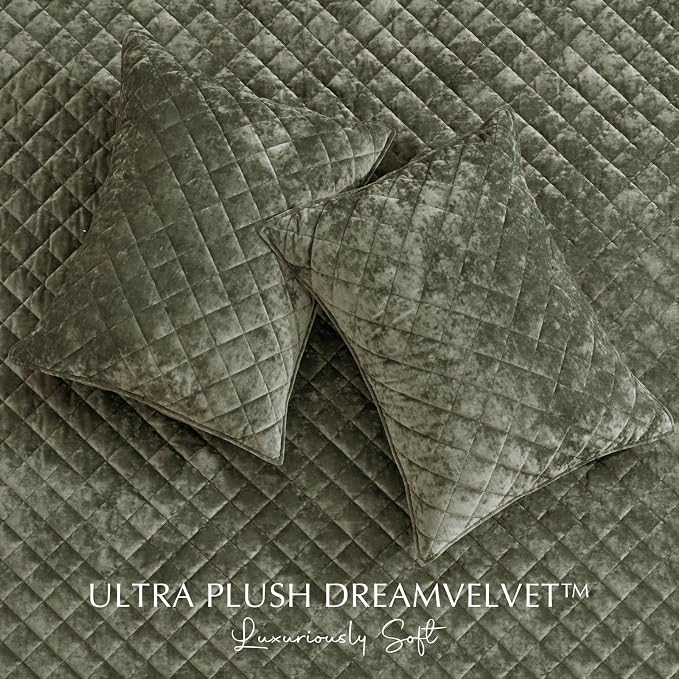 EVERGRACE Luxury Velvet Quilt Set King Size, Diamond Quilted Lightweight Velvet Comforter for All Season, Ultra Soft Oversized Bedspread Coverlet Bedding Set with 2 Pillow Shams, Olive Green | Luxe Velvet