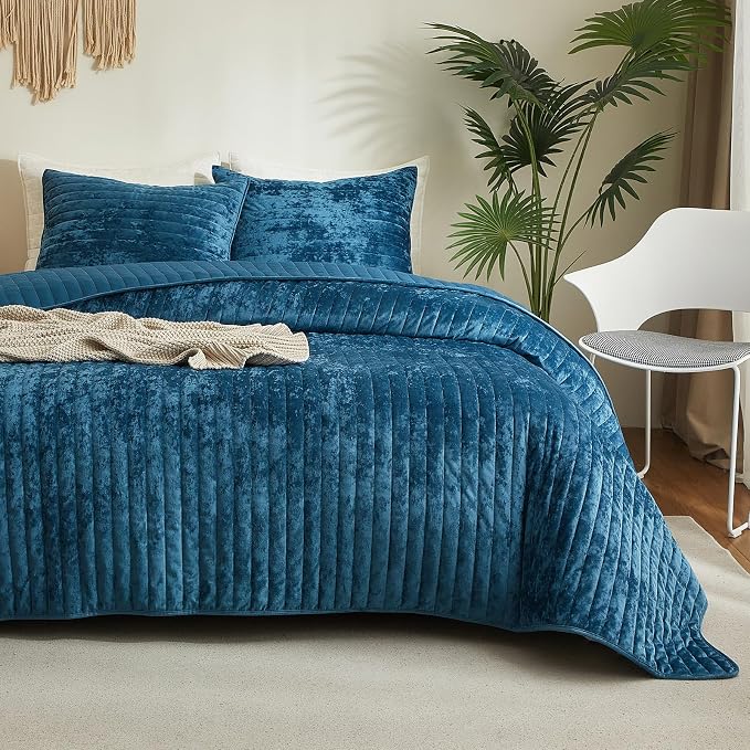 Luxury Soft Velvet Quilt Set Queen Size - Lightweight Velvet Bedding Set for All Season, Oversized Bedspread Coverlet Comforter Set with 2 Pillow Shams, Blue, Striped