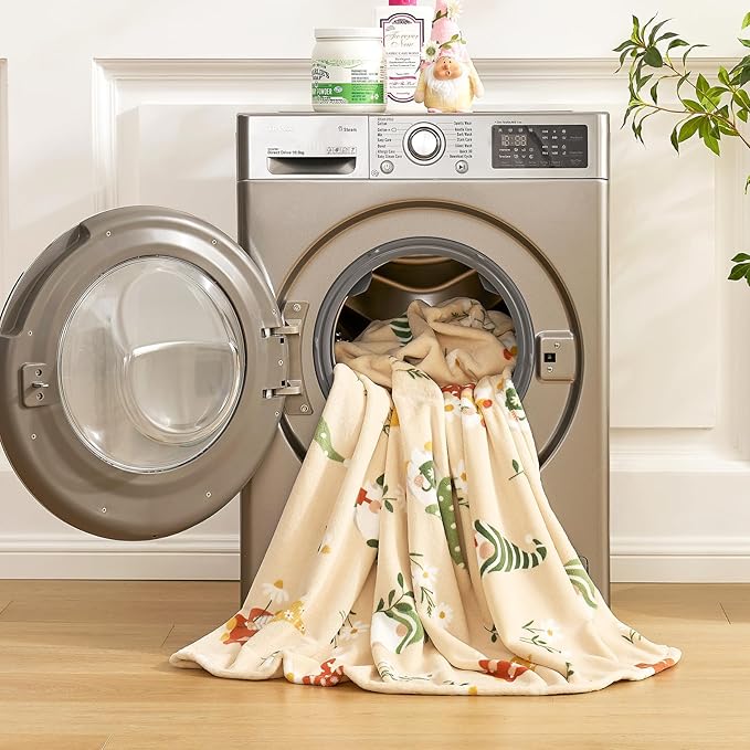 Cozy Bliss Gnome Spring Throw Blanket - Garden Daisy Floral Design, Warm MilkyPlush Throw Blankets, Ultra Soft Cozy Blankets for Couch, Sofa and Bed, Beige, 50X60inches