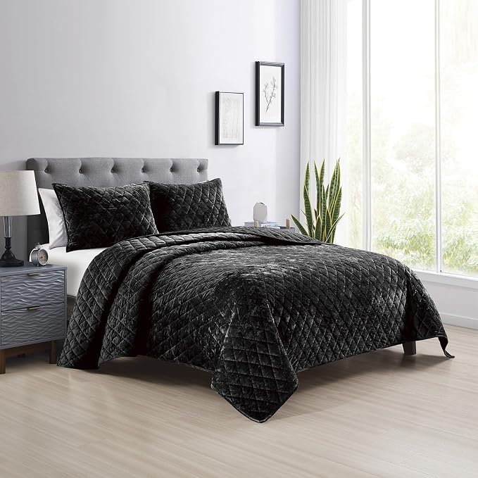 Fredsure Distressed Velvet Quilt Set, 3 Pieces Black King, Distressed Velvet Face and Brushed Microfiber Reverse, with Diamond Quilting