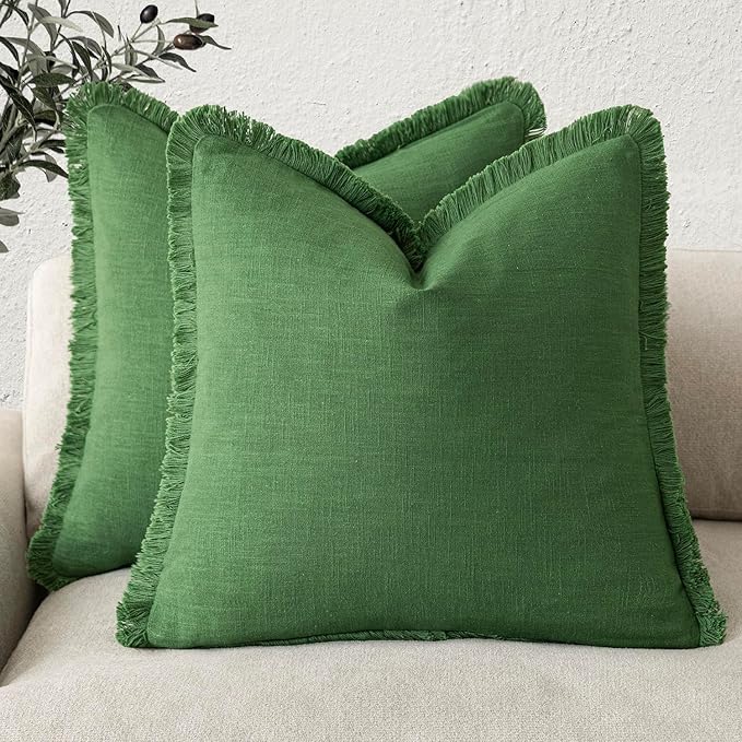 Foindtower Set of 2 Decorative Linen Fringe Throw Pillow Covers Cozy Boho Farmhouse Cushion Cover with Tassels Soft Accent Pillowcase for Couch Sofa Bed Living Room Home Decor,18×18 Inch,Forest Green