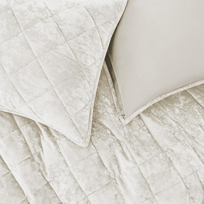 SHALALA Luxury Velvet Quilt Set Queen Size,Ultra Soft Lightweight Summer Velvet Comforter Set, Oversized Bedspread Coverlet with 2 Shams Diamond Pattern,for All Season(Beige,Queen/Full)