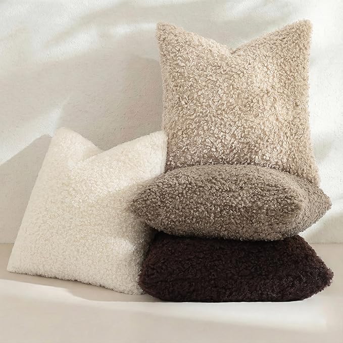 decorUhome Pack of 2 Throw Pillow Covers 22x22 Inch, Faux Fur Decorative Sherpa Pillow Covers Fuzzy Accent Soft Sheepskin Fleece Pillow Cases for Couch Living Room Bed, Neutral Oatmeal