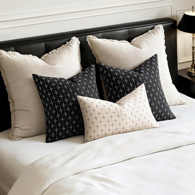 MIULEE Pack of 2 Decorative Burlap Linen Throw Pillow Covers Modern Farmhouse Vintage Pillowcase Rustic Woven Textured Cushion Cover for Sofa Couch Bed 22x22 Inch Black