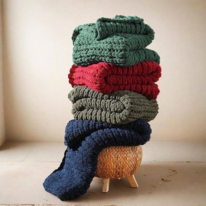Battilo Dark Green Chunky Knit Throw Blanket, Soft and Thick Chirstmas Green Chenille Throw Blanket, 50"x60" Handmade Cable Knit Crochet Blanket, Knot Knitted Throw Blankets for Couch Home Decor