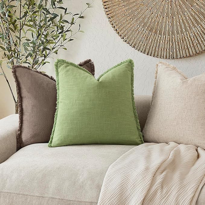 Foindtower Set of 2 Decorative Linen Fringe Throw Pillow Covers Cozy Boho Farmhouse Cushion Cover with Tassels Soft Accent Pillowcase for Couch Sofa Bed Living Room Home Decor,18×18 Inch,Lime Green