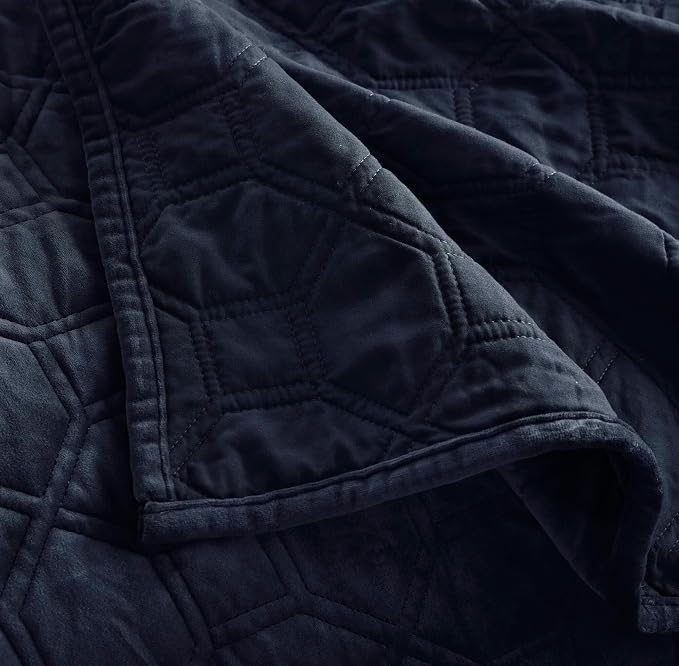 Madison Park Harper Quilt Set Velvet Casual Geometric Stitching Design All Season, Lightweight Coverlet, Cozy Bedding, Matching Shams, King/Cal King(104"x94"), Navy 3 Piece