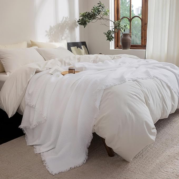 FOSSA Muslin Blanket 4-Layer 100% Cotton Gauze Blanket with Fringe 90"x90" | Super Soft Breathable Lightweight All Season & Decorative Blanket or Bed, Sofa, Office (Bright White,Queen)