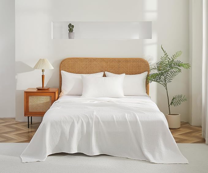 100% Cotton Muslin King Blanket (108" x 90") – A Luxuriously Soft, 4-Layer Lightweight and Breathable Gauze Blanket, Perfect for Year-Round use on beds, couches (White, King)