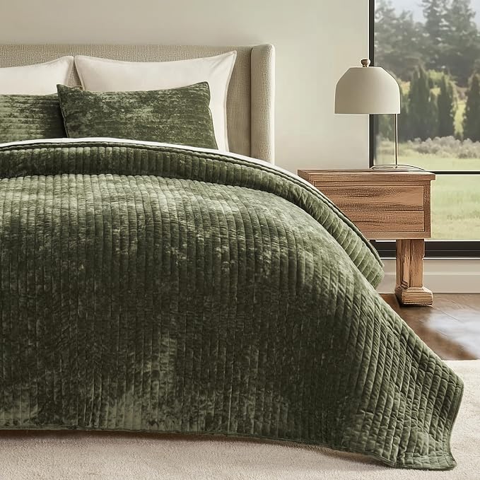 EverGrace Velvet Quilt Set Queen Size, Luxurious Soft Striped Channel Bedding Set, Lightweight Velvet Comforter for All Season, Quilted Bedspread Coverlet with 2 Matching Shams, Olive Green