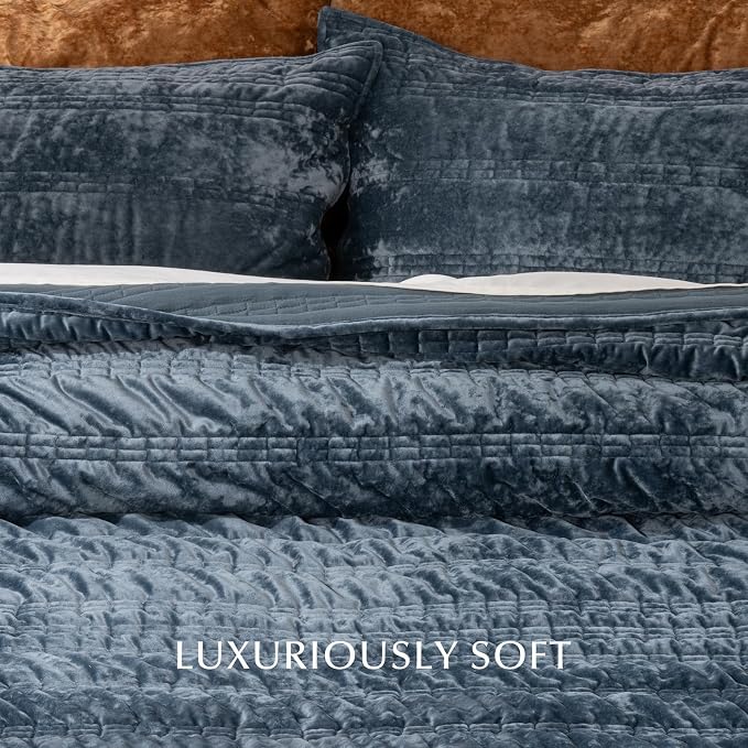 EverGrace Luxury Ruched Velvet Quilt Queen Size, Ultra Soft Bedspread Coverlet Set, Lightweight Velvet Comforter, Quilted Bedding Cover with 2 Matching Shams for All Season, Stormy Blue