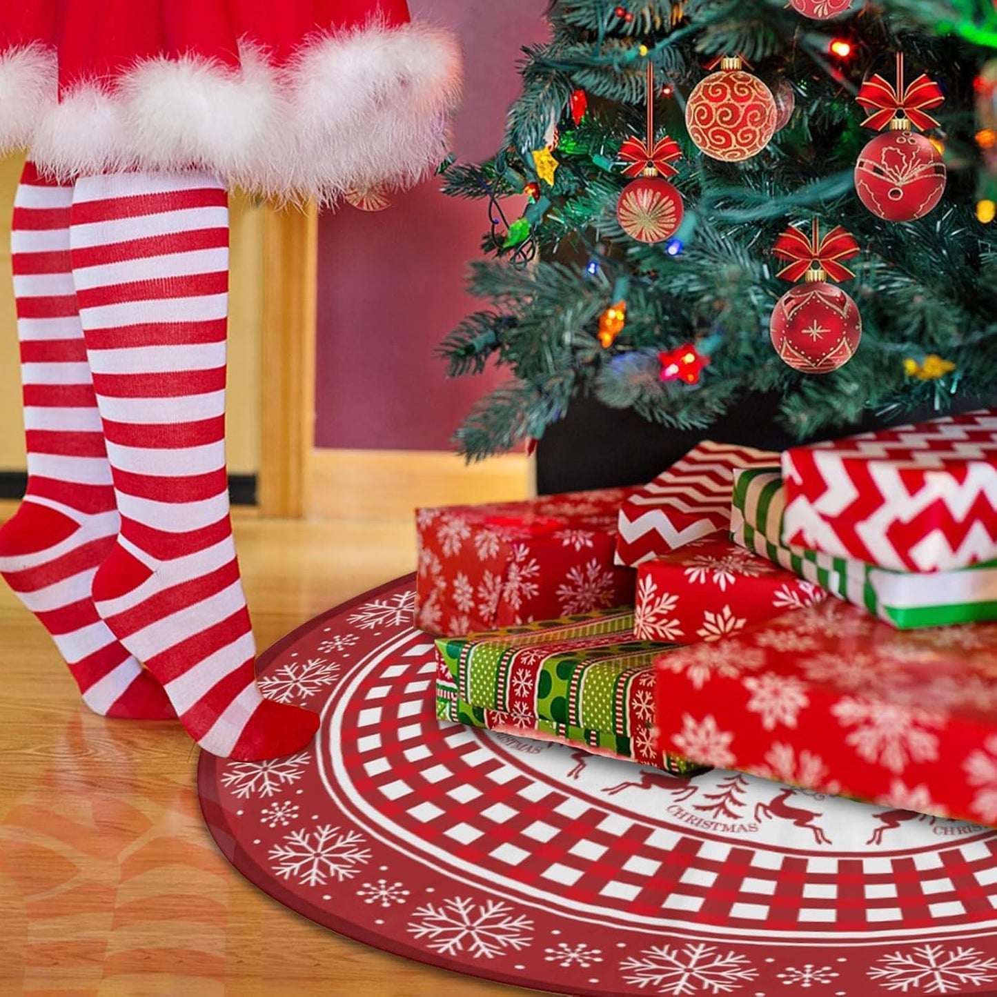 Christmas Tree Skirt, Red Tree Skirts 36 Inch with Snowflake Reindeer Rustic Farmhouse Xmas Tree Skirt Christmas Decorations for Holiday Party Decor Indoor Outdoor (red Snowflake Reindeer, 36 Inch)