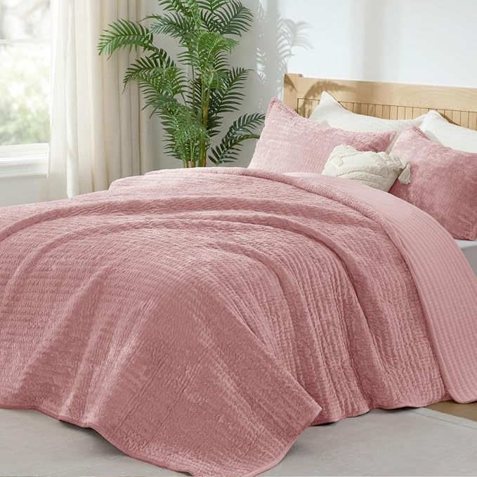 BEDELITE Velvet Quilt Set King Size - Luxury Soft Velvet Comforter Bedding Set for All Season, Lightweight Quilted Channel Stitch Oversized Bedspread Coverlet with 2 Matching Shams, Rose Pink