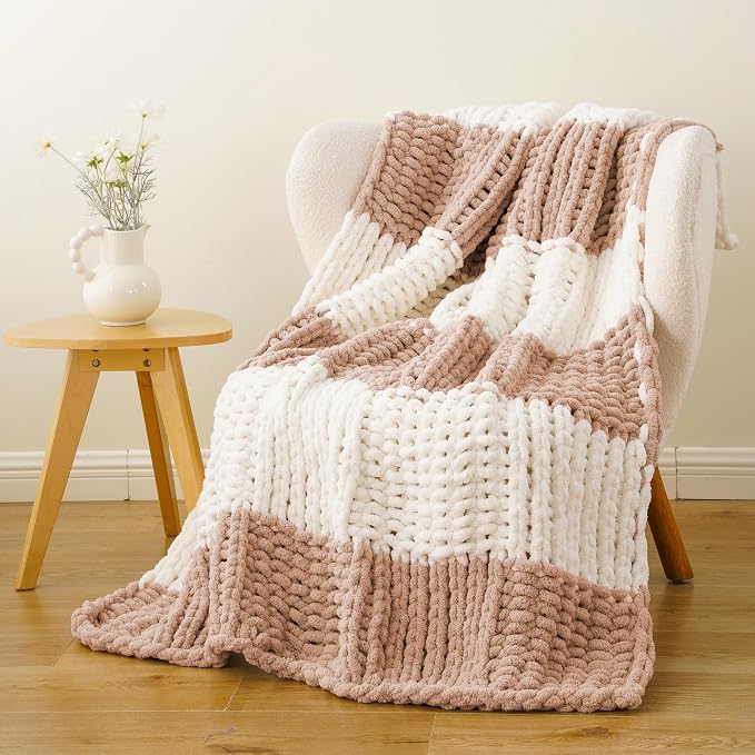 Battilo Chunky Knit Throw Blanket, Soft and Thick Chenille Throw Blanket, 50"x60" Handmade Cable Knit Crochet Blanket, Super Cozy Chunky Knot Throw Blanket for Couch Sofa Home Decor, Blush & White