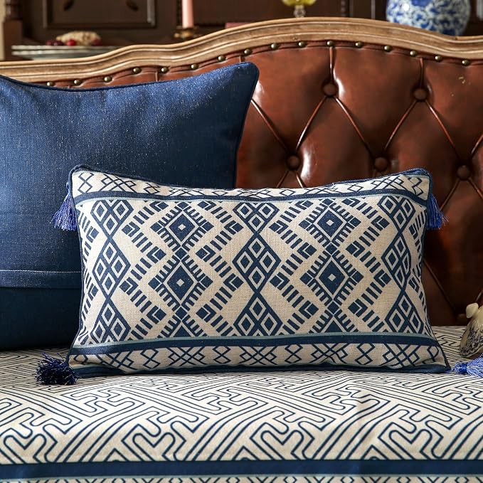 bilin gaier Designer Vintage Linen Throw Pillow Cover,20"x12"-Suqing D | Vintage Elegant Rectangular Blue Pillow Cover,Concealed Zipper Design,Sofas,Bedroom,Living Room,Dining,Lounge Chairs