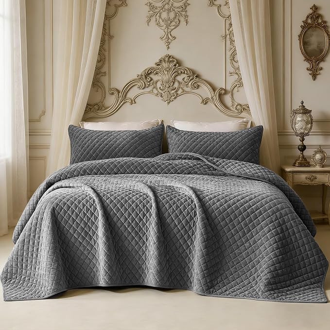 Velvet King Quilt Size Set 98x106 Luxury Ultra Soft Bedspread Coverlet 3-Piece King Comforter Sets with 2 Pillow Shams 20x36 Super Cozy for All Seasons Velvet Bedding Set, Gray
