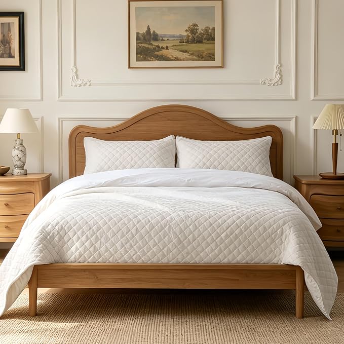 3-Piece Velvet Quilt Set King Size 98"x106" Bed Blanket Quilted Bedspread Soft Luxury Bedding with 2 Pillow Shams 20''x36'' for All-Season,White