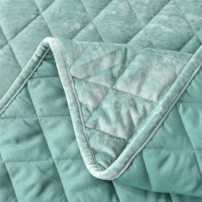 Fredsure Distressed Velvet Quilt Set, 3 Pieces Sage Green King, Distressed Velvet Face and Brushed Microfiber Reverse, with Diamond Quilting