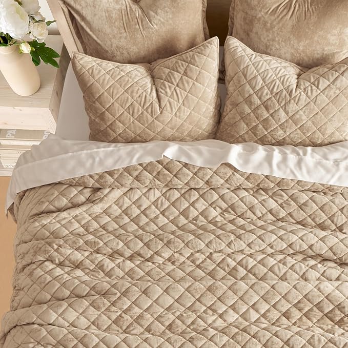 EVERGRACE Luxury Velvet Quilt Set Queen Size, Diamond Quilted Lightweight Velvet Comforter for All Season, Ultra Soft Oversized Bedspread Coverlet Bedding Set with 2 Pillow Shams, Beige Taupe | Luxe Velvet