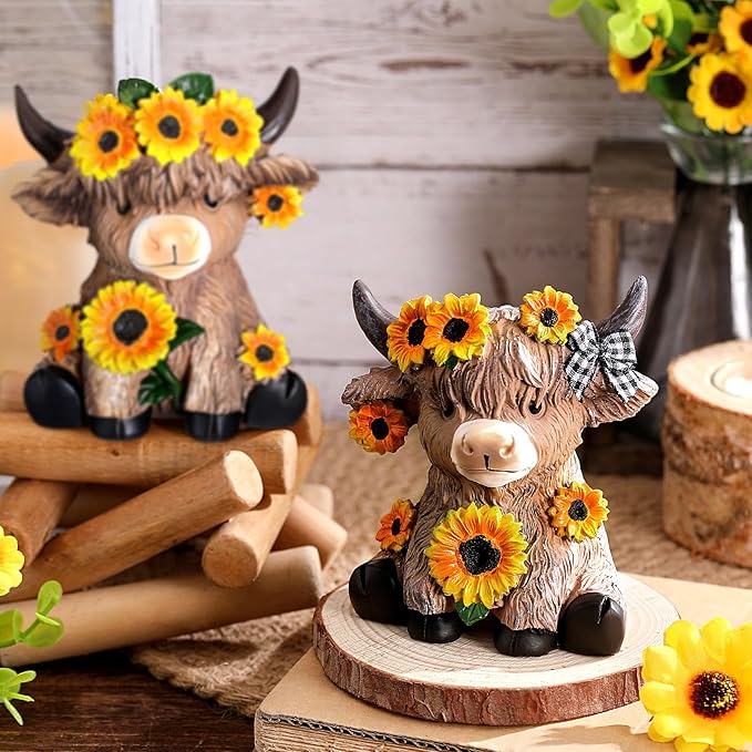 Wesiti 2 Pcs Mother's Day Sunflower Highland Cow Figurines Gifts for Mom, Cute Spring Highland Cow Statue Farmhouse Desk Decorations Resin Gnomes Scottish for Home Garden Kitchen Office Decor