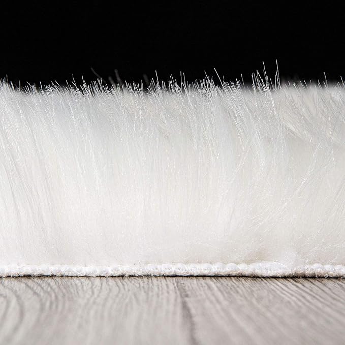 Carvapet Soft Fluffy Faux Sheepskin Fur Area Rug for Bedroom Floor Sofa Living Room 3 x 5 Feet,White