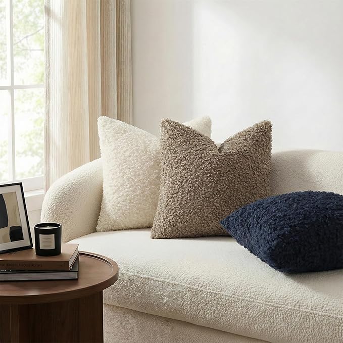 decorUhome Pack of 2 Throw Pillow Covers 22x22 Inch, Faux Fur Decorative Sherpa Pillow Covers Fuzzy Accent Soft Sheepskin Fleece Pillow Cases for Couch Living Room Bed, Navy Blue