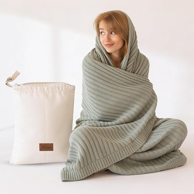 100% Organic Cotton Knit Blanket Denise -Soft and Lightweight, Breathable All-Season Throw for Bed, Sofa, or Lounge Area -GOTS Certified-Perfect for Home and Bedroom Styling (Green, 80x90)