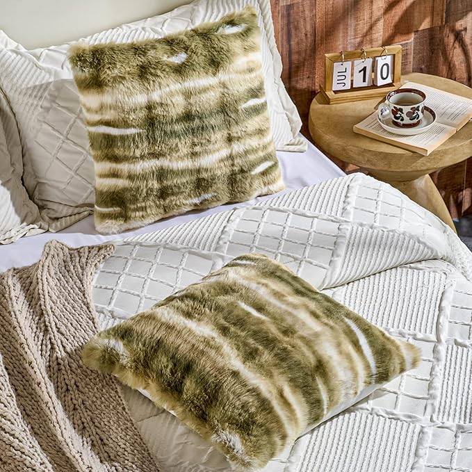 AmHoo Pack of 2 Throw Pillow Covers 3D Dense Faux Rabbit Fur Cozy Super Soft Fuzzy Set Case Cushion for Couch Sofa Bedroom 18 x 18-Inch Green White