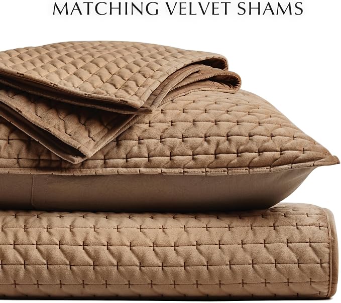 EverGrace Luxury Velvet Quilt Set King Size 3 Piece, Soft Cross-Stitch Velvet Comforter Set with Pillow Shams, Lightweight Coverlet Bedspread Bedding Set for All Seasons, Tobacco Brown