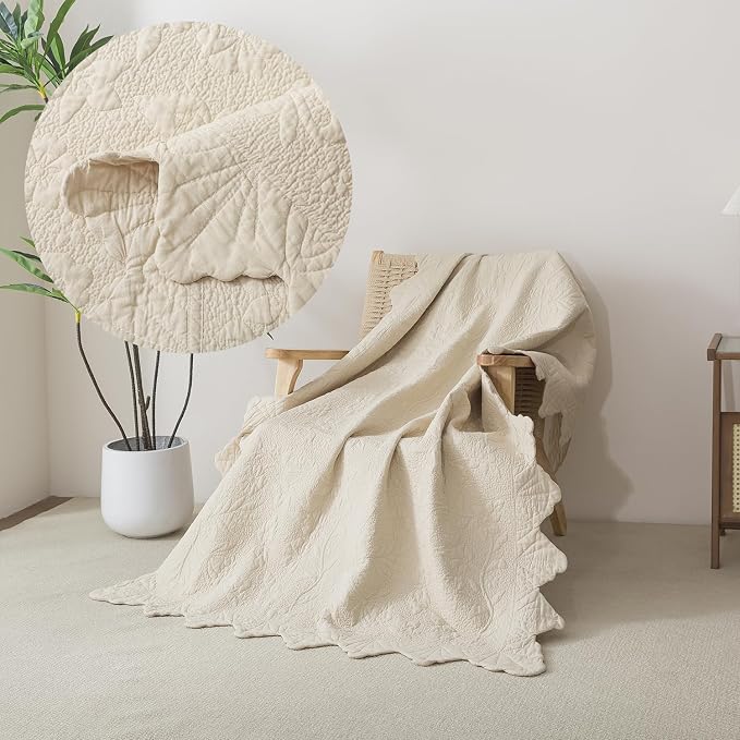 Brandream Beige Throw Quilt Cotton 47 X 60 Inch Quilted Throw Blanket for Bed Couch Daybed Decorative Scalloped Edge Throw Blankets