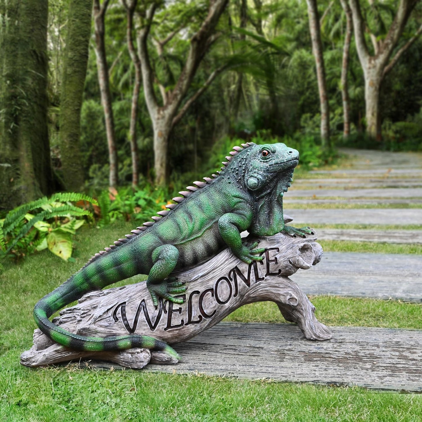 Chameleon Figurine Lizard Garden Decor: Big Iguana Figure Outdoor Statue Resin Yard Decoration Porch Large Sculpture Lawn Outside Flowerbed Accessories Welcome Sign