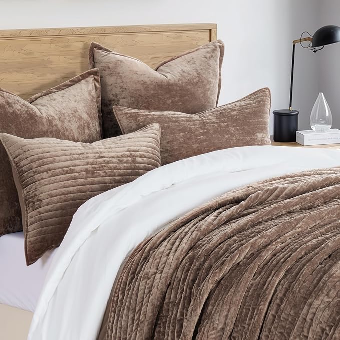 EverGrace Velvet Quilt Set California King 118'' x 106'', Luxurious Soft Striped Channel Bedding Set, Lightweight Velvet Comforter for All Season, Oversized Bedspread Coverlet w/ 2 Shams, Mocha Brown