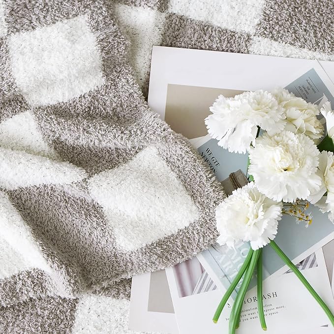 WRENSONGE Soft Twin Size Checkered Blanket for Bed-Cozy Knitted Blankets | Lightweight Fluffy Warm Decor for Women, Mom, Her & Girls, Sofa, Chair, Couch, 60x80in,Light Grey
