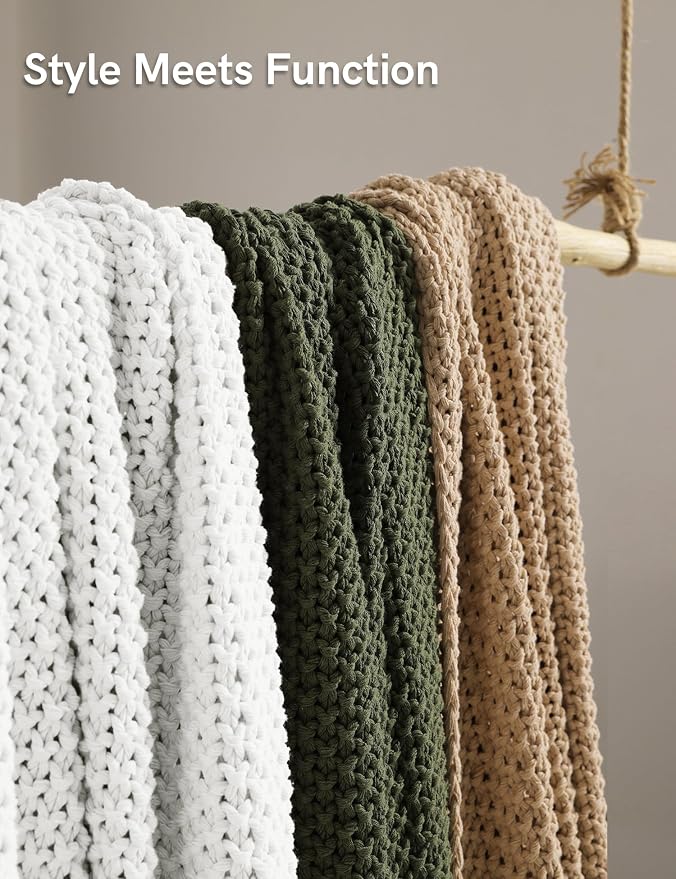 YnM Chunky Cotton Knit Throw Blanket, Cable Knit Throws for Bed Couch Sofa, Comfy & Relaxing, Decorative Piece for Farmhouse Modern Boho Rustic Scandinavian Chic Vibe, White 50x60 Inches