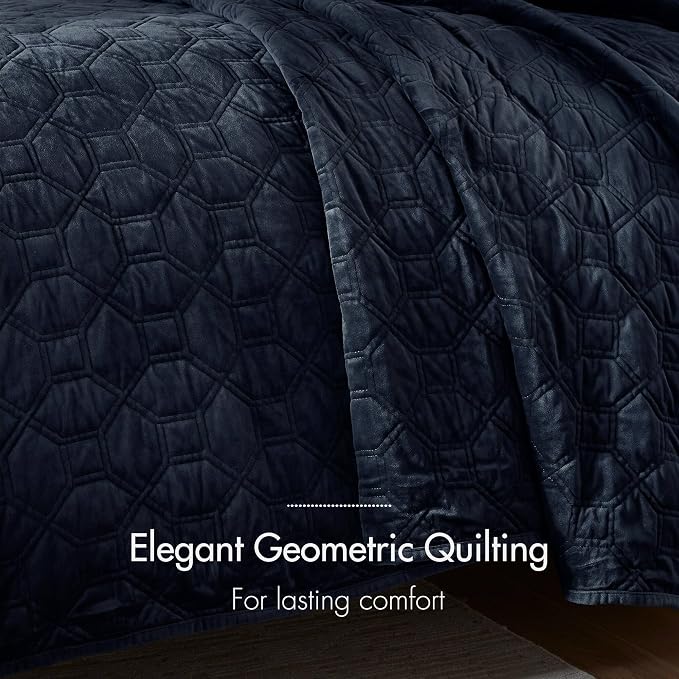 Madison Park Harper Quilt Set Velvet Casual Geometric Stitching Design All Season, Lightweight Coverlet, Cozy Bedding, Matching Shams, Full/Queen(90"x90"), Navy 3 Piece