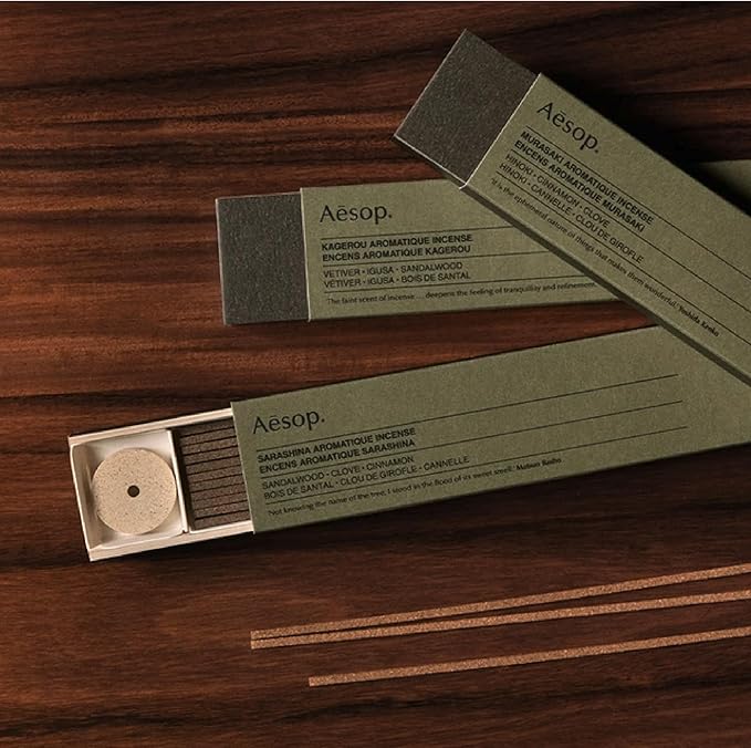 Aesop Sarashina Aromatique Incense Sticks | Woody, Warm, Sweet Aroma of Sandalwood and Spices | 33 Sticks, 30-Min Burn Time | Includes Kanuma Pumice Holder | Vegan, No Synthetic Fragrance
