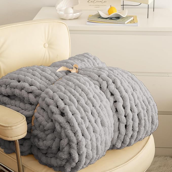 ATMOSURELY Ultra Soft Light Grey Chunky Knit Throw Blanket Cozy Fluffy Chenille Yarn Handmade Cable Knit Crochet Blanket for Bed Sofa Couch 50x60 Inches (Light Grey, 50"x60")