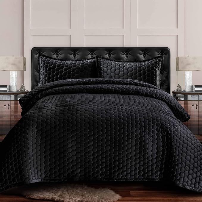 Tribeca Living Lugano Oversized Velvet Quilt Set - All Season, Extra Large, 2 Piece Twin Size Comforter Set with 1 Pillow Sham in Steel Grey Honeycomb Pattern 260GSM