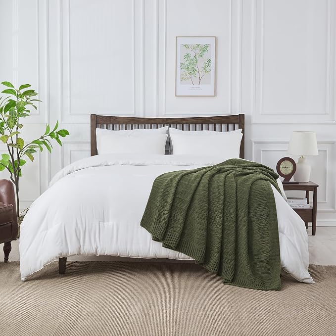 Douceur Olive Green Throw Blanket for Bed, Soft Cozy Lightweight Stripe Pattern Knitted Throw Blanket for Sofa, Kids Room, Living Room, 60"X80"