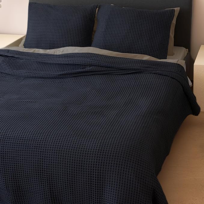 Premium Waffle Throw Blanket Queen Size Black - Luxury, Pure 100% Turkish Cotton, Light and Airy Waffle Weave All-Season Quilt - Lux Decorative Bedspread (Black, Queen 91" x 95" Inch)