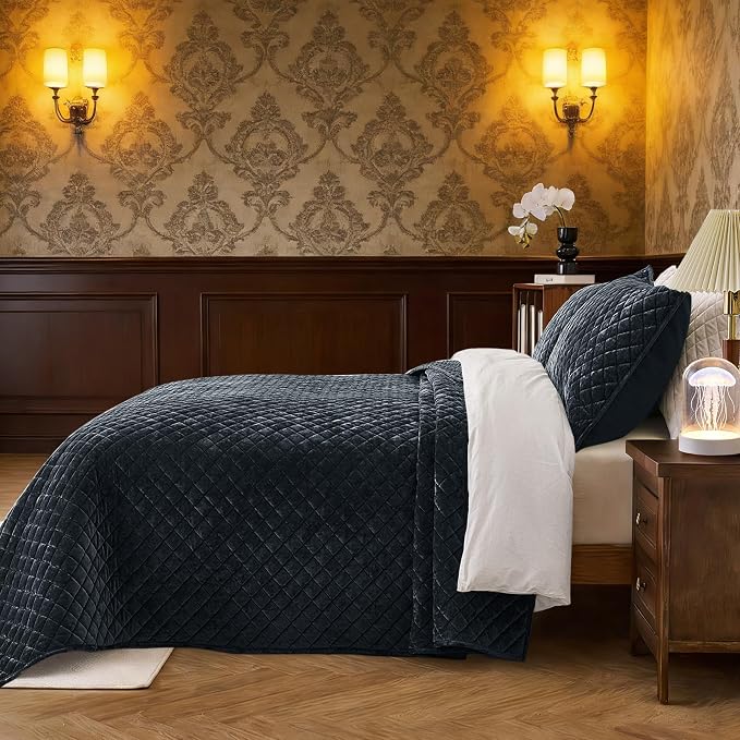 Velvet California King Quilt Size Set 106x118 Luxury Soft Bedspread Coverlet 3-Piece King Comforter Sets with 2 Pillow Shams 20x36 Super Cozy for All Seasons Velvet Bedding Set, Blue Gray